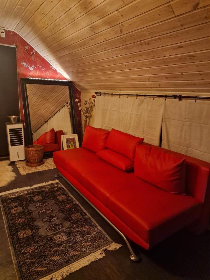 Charming Room With Big Bed Luleå Exterior foto
