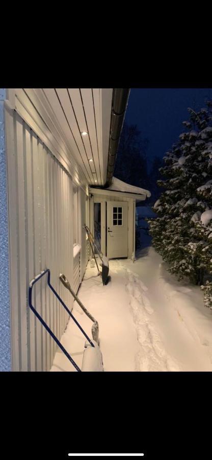Charming Room With Big Bed Luleå Exterior foto